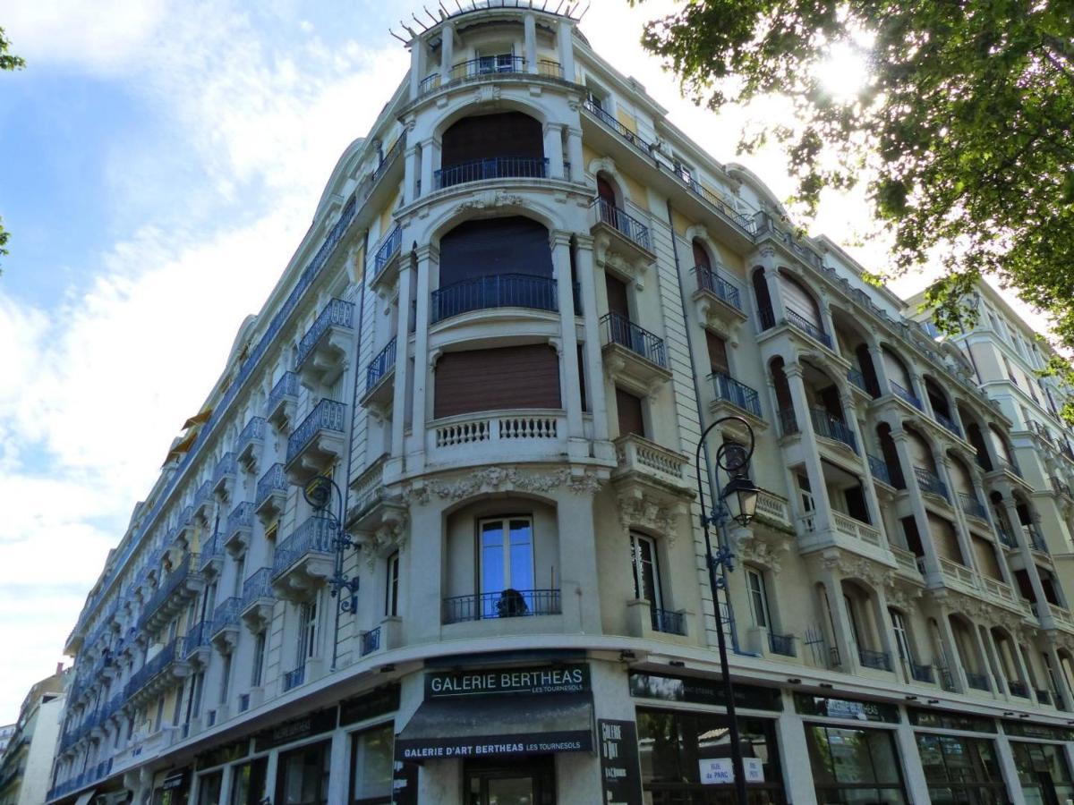 Appartement Elegant Et Confortable Au Coeur De Vichy, Pres De L'Opera Et Des Parcs Napoleon III - Fr-1-489-303 Экстерьер фото